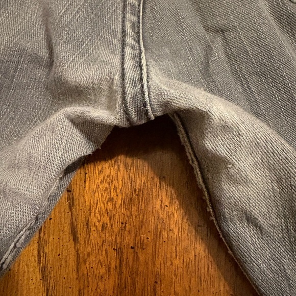 Levi's Charcoal Slim Straight Men's Jeans - Picture 5 of 5